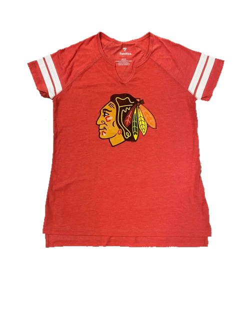 Chicago Blackhawks NHL Fanatics Women's Distressed T-Shirt -Red Polka Dot Checkered Tartan