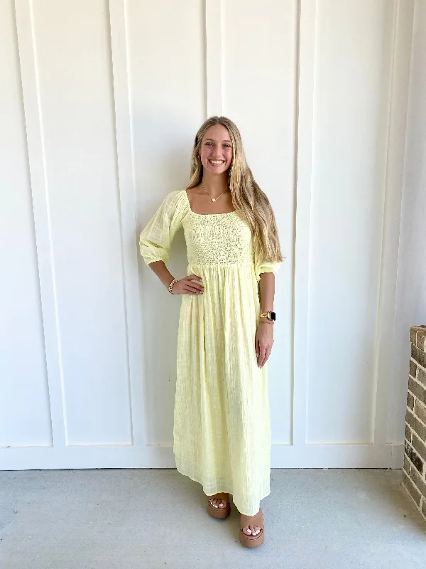 Yellow Iris Square Neck Maxi Dress Comfortable Long-Sleeve Maxi Dress