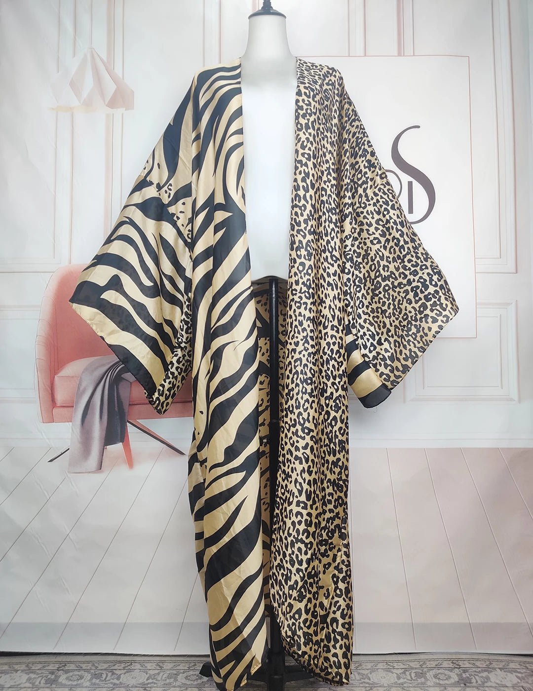 Chic Autumn Leopard Print Cardigans: Stylish Modesty and Swimwear for Women Timeless Black Bikini
