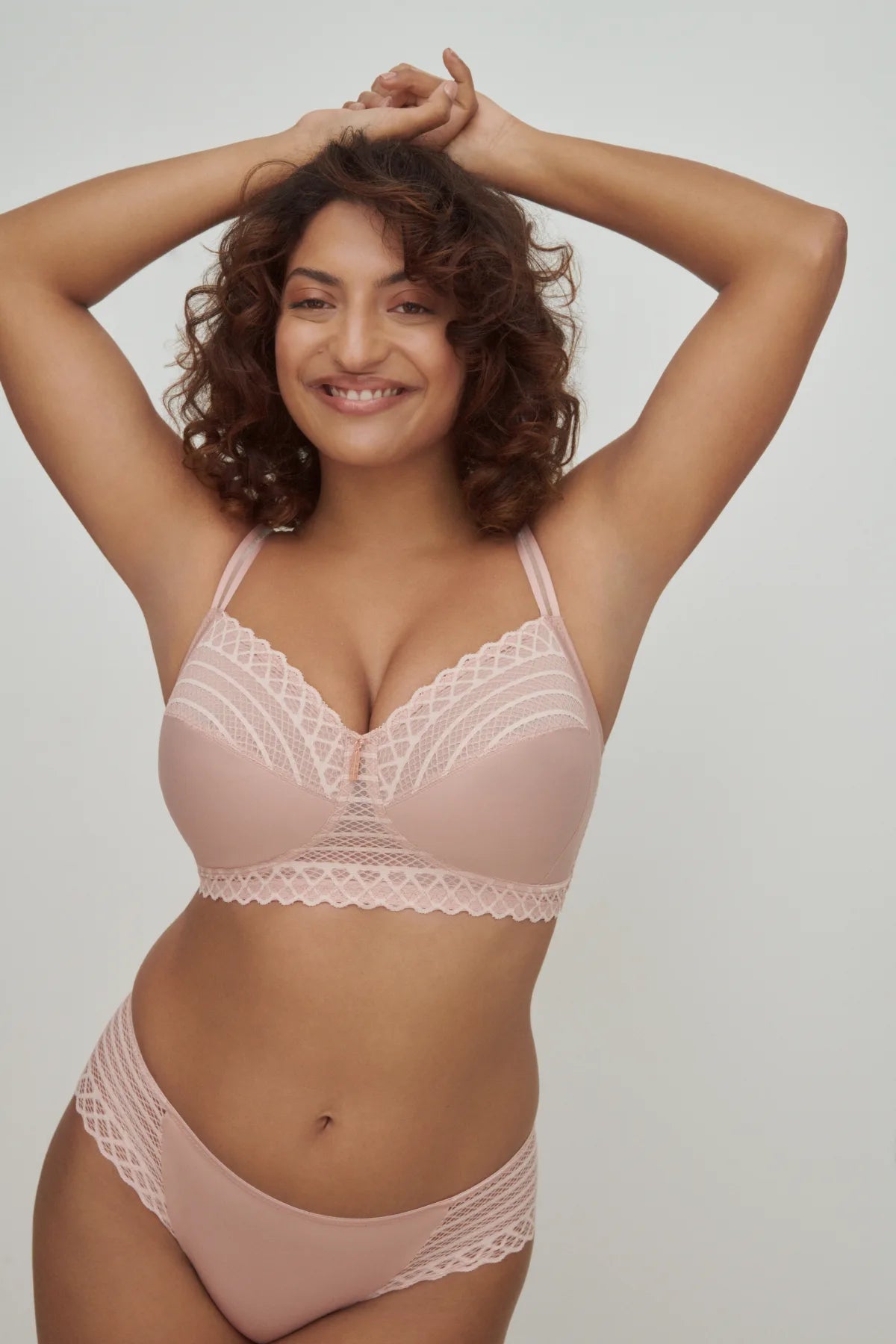 East End Full Cup Bra Wireless In Powder Rose - Prima Donna Twist Supportive Wireless Bra