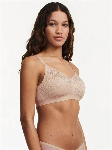 Norah Comfort Lace Wireless Bra In Nude Blush - Chantelle Push-Up Wireless Bra