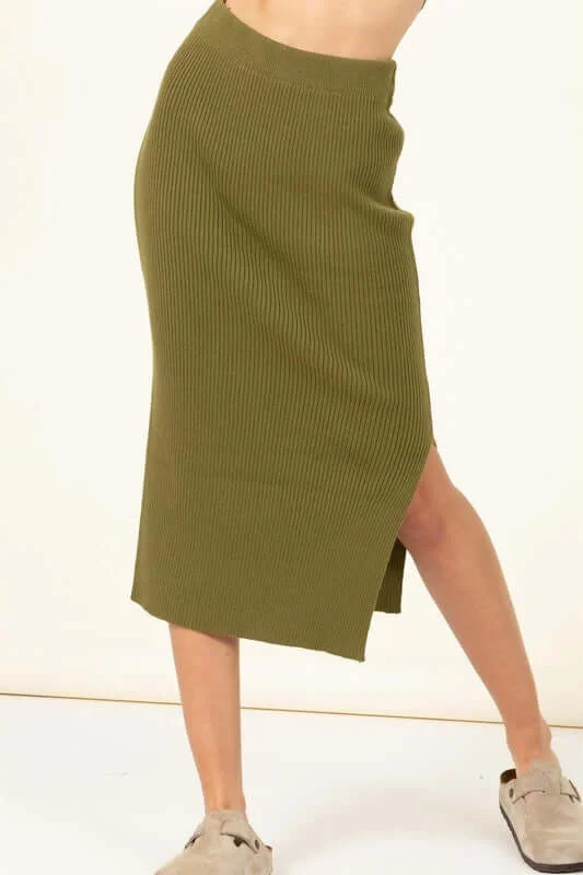 Fashionista High-Waist Ribbed Midi Skirt wool skirt warm